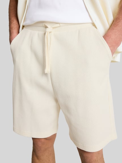 Tom Tailor Denim Regular Fit Sweatshorts aus Baumwoll-Mix Offwhite 3