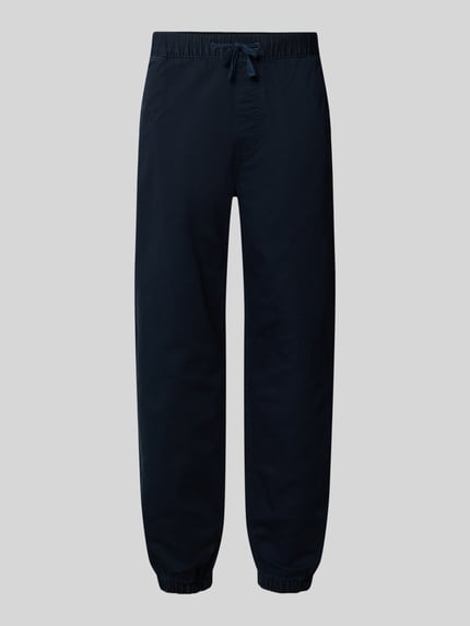 Straight Fit Jeans aus reiner Baumwolle Shop The Look MANNEQUINE