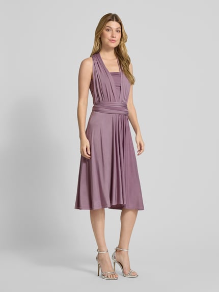 Rose Avenue Knielanges Cocktailkleid mit V-Ausschnitt Pflaume 1