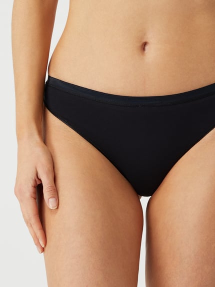 HANRO String mit Stretch-Anteil Modell 'Cotton Sensation' Black 5