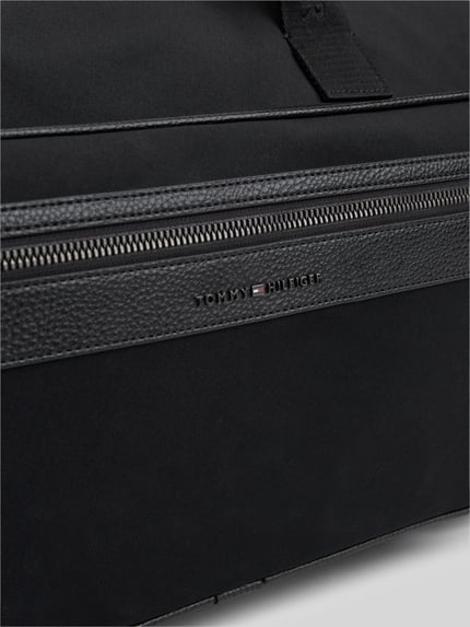 Tommy Hilfiger Weekender mit abnehmbaren Schulterriemen BLACK 3