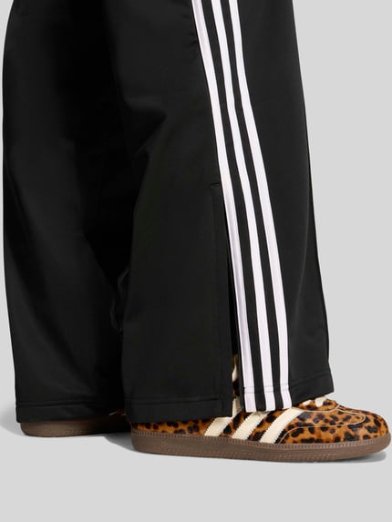 adidas Originals Loose Fit Sweathose mit Kontraststreifen Black 3