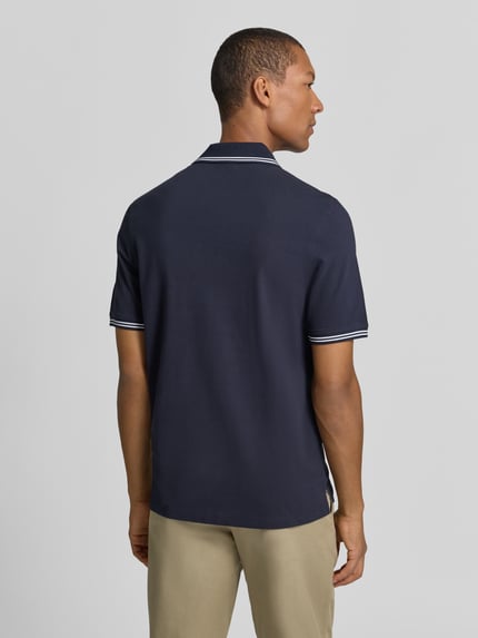 bugatti Slim Fit Poloshirt mit Label-Stitching Dunkelblau 5