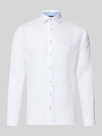 Productfoto, Slim Fit Leinenhemd mit Haifischkragen van Fynch-Hatton in wit, puur linnen, label-stitching zichtbaar, fijne textuur