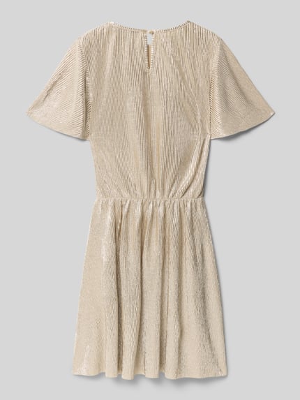 Produktfoto, Regular Fit Kleid mit Rundhalsausschnitt von Garcia, dziecięca sukienka z okrągłym dekoltem, krój regular fit, taliowany, fakturowany wzór, z krótkim rękawem, długość tyłu w rozmiarze 140: 82 cm, długość rękawów w rozmiarze 140: 22 cm