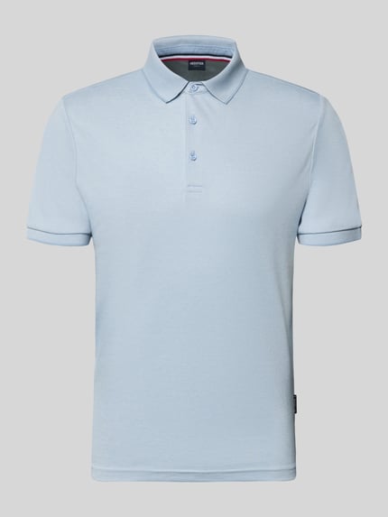 Produktfoto, Slim Fit Poloshirt mit Label-Detail von HECHTER PARIS in hellblau, Polokragen, elastische Abschlüsse, Baumwollmischung