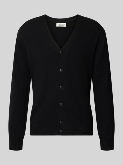 Produktfoto, schwarzer Cardigan mit V-Ausschnitt Modell 'KARL' von Casual Friday aus Baumwoll-Mix, Knopfleiste, Regular Fit, strukturierte Oberfläche