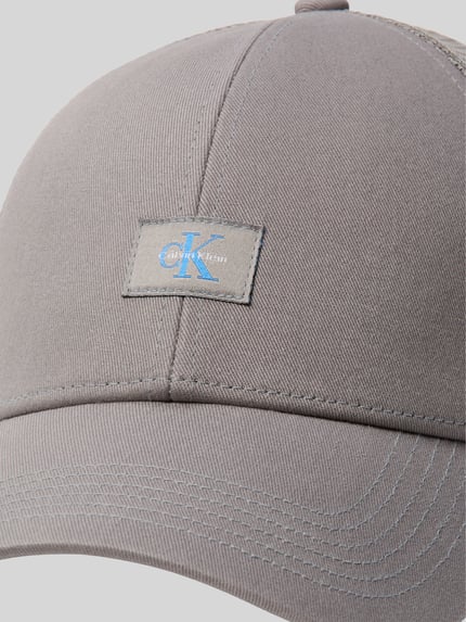 CK Calvin Klein Czapka z daszkiem z wstawką z siateczki i detal z logo Grafitowy 2