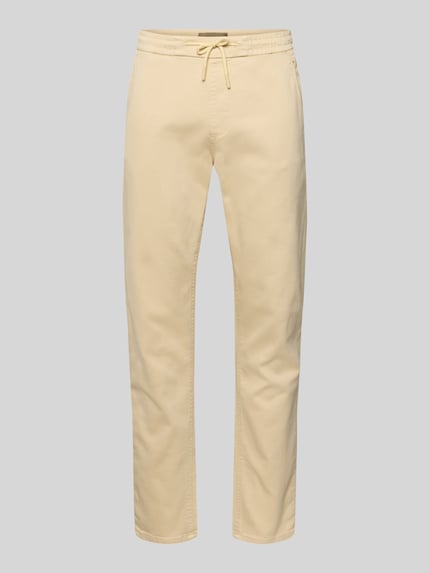 Produktfoto, Slim Fit Stoffhose mit Eingrifftaschen Modell 'Thunder' von Blend, beige, Baumwoll-Mix, elastischer Bund mit Tunnelzug, glatte Struktur