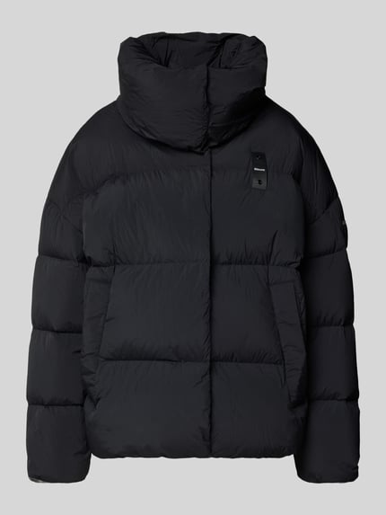 Produktfoto, schwarze Wendejacke mit Steppnähten Modell 'ROSS' von Blauer USA, Relaxed Fit, sichtbar strukturierte Oberfläche