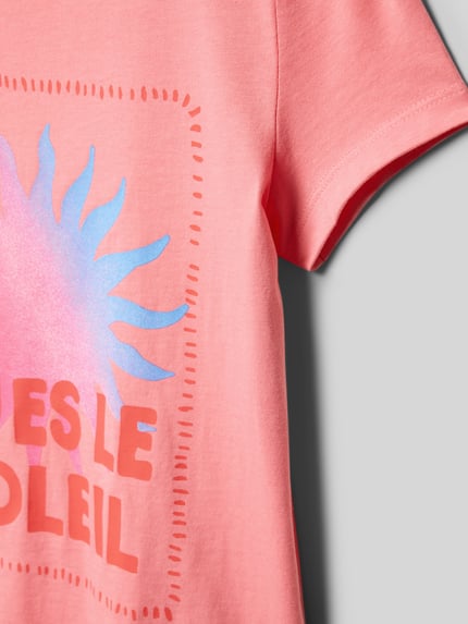 Produktfoto, Regular Fit T-Shirt aus reiner Baumwolle von s.Oliver RED LABEL in rosa, Optik: Unifarben mit Motiv-Print, Jersey, Kurzarm, Rundhals.