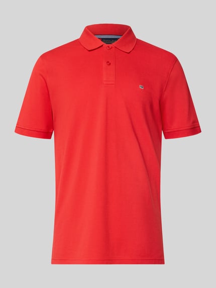 Produktfoto, Regular Fit Poloshirt mit Stitching von Christian Berg Men aus bawełna, listwa guzikowa, krój regular fit, haft, długość tyłu 70 cm w rozmiarze M, kolor czerwony, gładka faktura