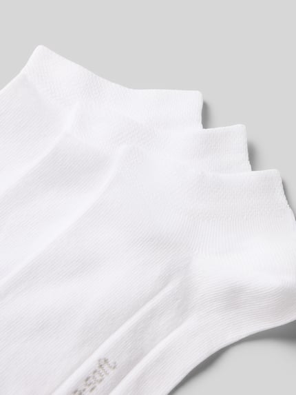 Produktfoto, Sneakersocken mit Label-Detail im 3er-Pack von camano w białym kolorze, bawełniany miks z elastycznym ściągaczem, melanżowa faktura