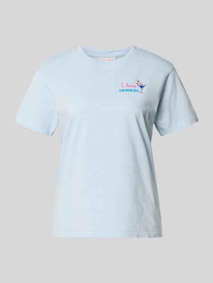 Productfoto, lichtblauw T-shirt met motief- en statement-stitching, ronde hals, van zuiver katoen, regular fit, T-Shirt met Motiv- und Statement-Stitching Modell 'EMILIE' van MC2 Saint Barth, dames T-shirt