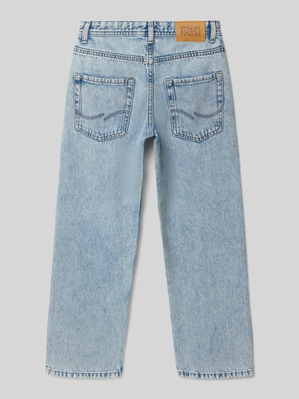 Produktfoto, lichtblauwe rechte jeans van katoen, Straight Fit, 5-pocket-design, model 'Chris' van Jack & Jones, achterkant