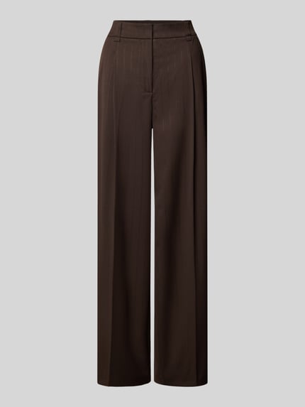 Produktfoto, ciemnobrązowe proste spodnie z delikatnym połyskiem, wyraźna struktura materiału, Regular Fit Gerade Hose mit Viskose-Anteil Modell 'Moira Bloom' od OPUS PANTS