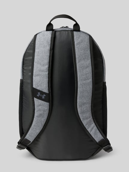 Produktfoto, Rucksack met draagband, verstelbare schouderbanden, labelprint, hoofvak en zijvak met ritssluiting, Under Armour, breedte 31 cm, lengte 48 cm, diepte 18 cm, schouderbandlengte 53 cm