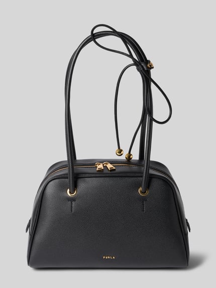 Productfoto, Shoulder Bag aus echt leer Model 'POPPY' van FURLA in zwart met structuurpatroon, Hoofdvak met ritssluiting, smalle schouderband, Labelapplicatie in metallic, binnenvak, Breedte maat 1: 30 cm, Lengte maat 1: 20 cm, Diepte maat 1: 66 cm, bandlengte: 16 cm