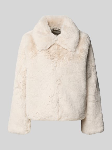 Produktfoto, Jacke aus Kunstfell mit Eingrifftaschen van Milano Italy in beige, regular fit, omgeslagen kraag, zachte textuur, zonder personen