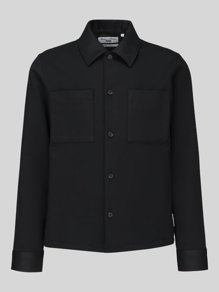 Produktfoto, unifarbene schwarze Hemdjacke mit Struktur und aufgesetzten Brusttaschen, Hemdjacke mit Brusttaschen Modell 'SMART OVERSHIRT' von Marc O'Polo, Regular Fit, Knopfleiste, Webware