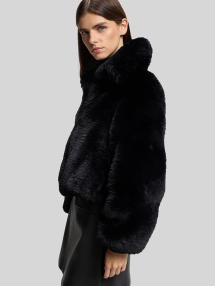 HUGO Webpelzjacke mit Logo-Detail Modell 'Fabi-1' Black 6
