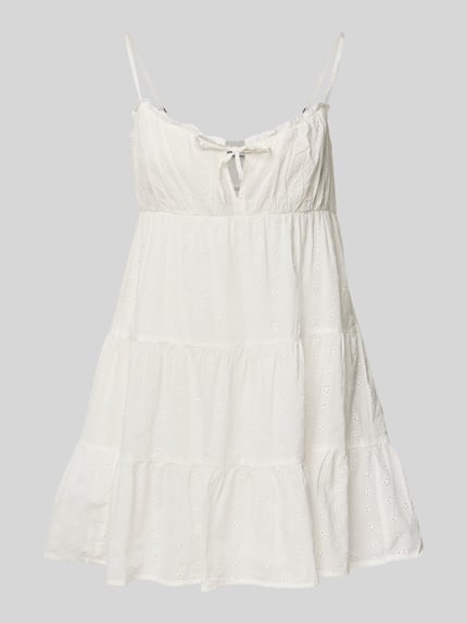 REVIEW Minikleid mit Lochstickerei Weiss 2