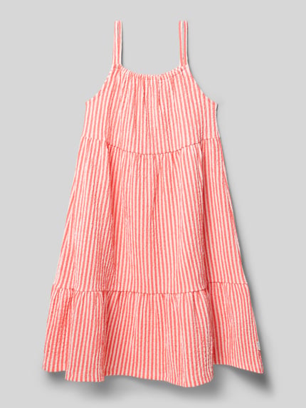 Produktfoto, Kleid mit Strukturmuster und Spaghettiträgern von Garcia in Rot-Weiß mit Strukturmuster, Lockerer-Schnitt, Volantsaum, Material-Mix mit Stretch-Anteil, Rundhalsausschnitt, Label-Detail, Rückenlänge 65 cm in Kindergrößen
