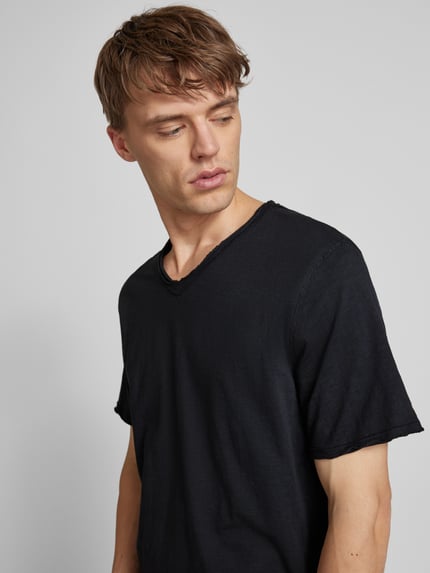 ONLY & SONS T-Shirt mit V-Ausschnitt Modell 'BENNE' Black 3