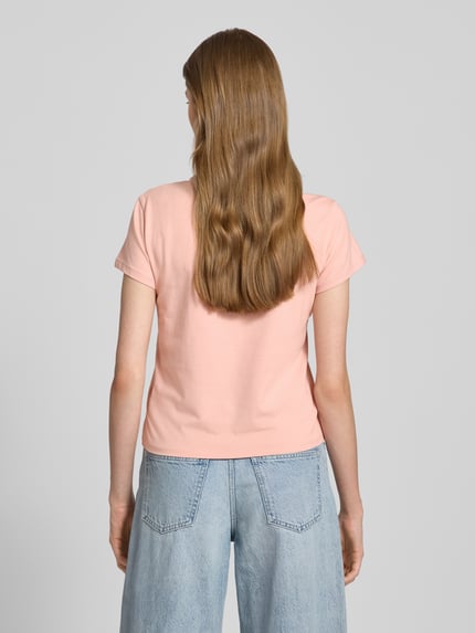 REVIEW T-Shirt mit Motiv- und Label-Print Altrosa 5