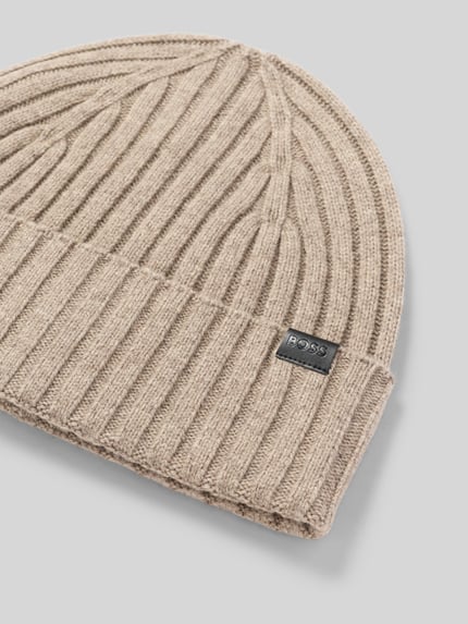 BOSS Mütze aus Schurwolle mit Logo-Patch Camel 2