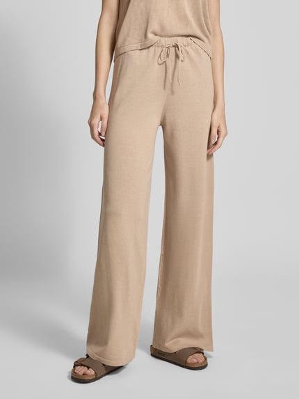 MANGO Wide Fit Stoffhose mit Viskose-Anteil Modell 'Vella' Beige 4