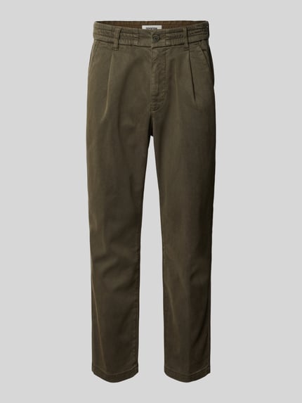 Produktfoto, Regular Fit Hose mit Eingrifftaschen Modell 'CHASY' von DRYKORN aus Lyocell-Mix mit Baumwoll-Anteil in Olivgrün, sichtbare Struktur, Bundweite 41 cm, Innenbeinlänge 71 cm bei Größe 32/32.