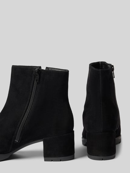 Produktfoto, Stiefeletten aus echtem Leder mit Reißverschluss van Högl in zwart, afgeronde pasvorm, geprofileerd, hakhoogte 5 cm, schachthoogte 12 cm, schachtbreedte 12 cm, dames, maat 40, textuur glad leer