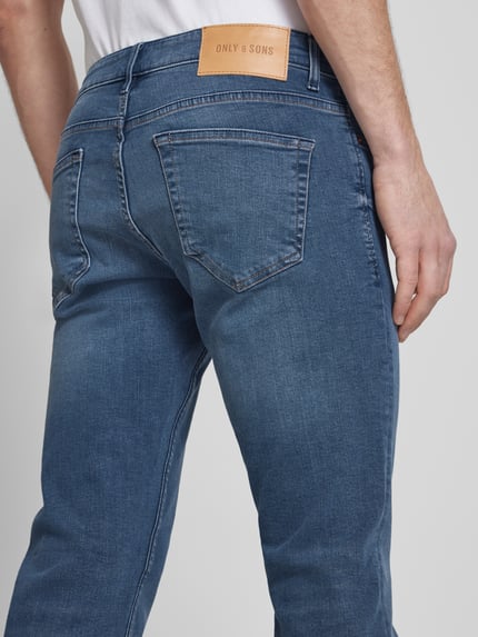 ONLY & SONS Jeansy o kroju slim fit z naszywką z logo model ‘Loom’ Średnioszary 3