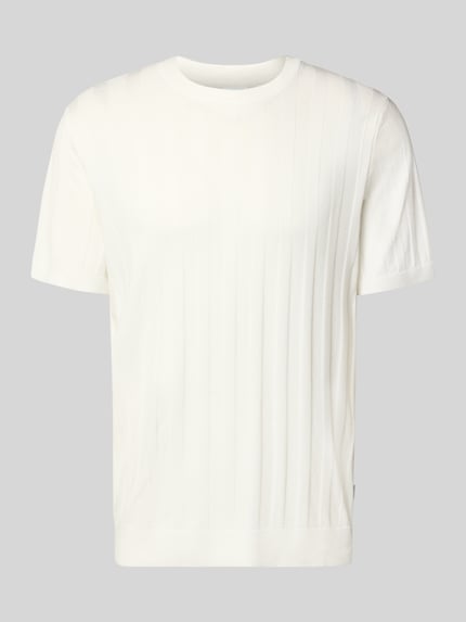 Produktfoto, Strickshirt aus Viskose-Mix mit Rundhalsausschnitt von Lindbergh in Weiß, Ripp-Optik, Regular Fit, glatte Textur