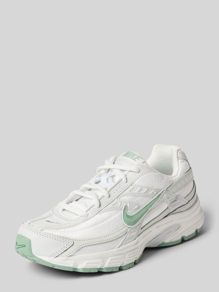 Produktfoto, Sneaker aus Leder-Textil-Mix Modell 'Initiator' von Nike, weiß mit grünen Details, Gummisohle, abgerundete Spitze, Schnürung