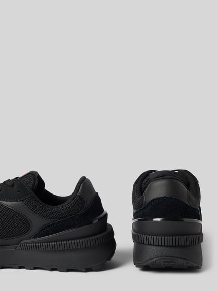 Productfoto, Low Top Sneaker met suède details model 'TECHNICAL RUNNERS' van Tommy Jeans, meerkleurig, afgeronde neus, leren mix, profielzool.