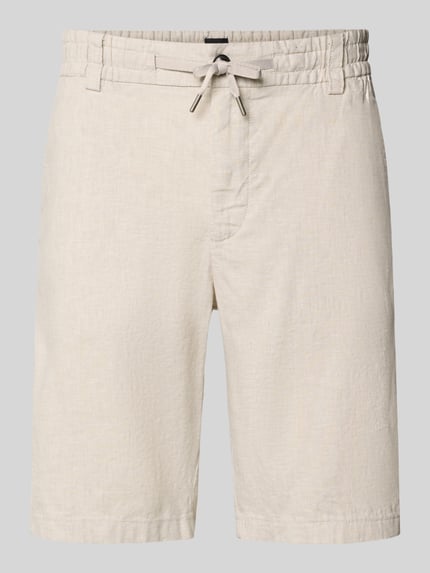 Produktfoto, Tapered Chinoshorts aus Leinen-Mix Modell 'DS_3S' van BOSS Orange, beige, met elastische tailleband, knoopsluiting, zijzakken, label patch, materiaal flammégaren, tapered fit, context heren Chinoshorts