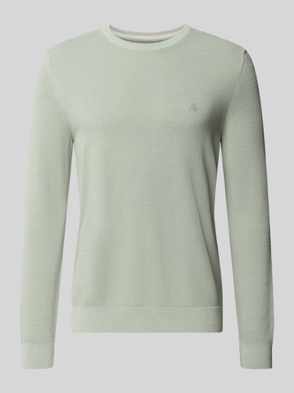 Produktfoto, Pullover mit Logo-Stitching von MARC O'POLO in hellem Grün, unifarben, Feinstrick, Struktur, Rundhals, gerippte Abschlüsse