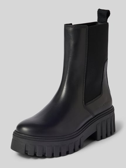 Produktfoto, schwarze Chelseas aus echtem Leder mit Label-Prägung Modell 'Vala 5' von Marc O'Polo, grobe Profilsohle, Damen Chelseas