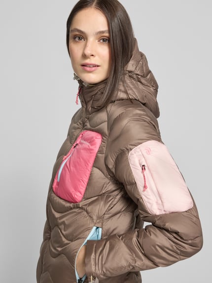 Peak Performance Steppjacke mit Reißverschlusstaschen Modell 'HELIUM' Taupe 3