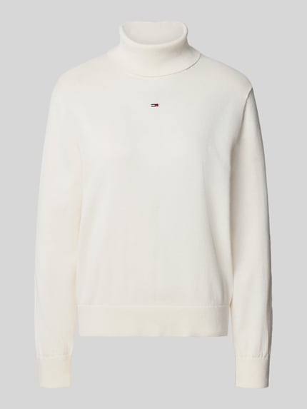 Produktfoto, cremeweißer Regular Fit Rollkragenpullover aus reiner Baumwolle von Tommy Jeans, glatte Struktur, Damen Pullover