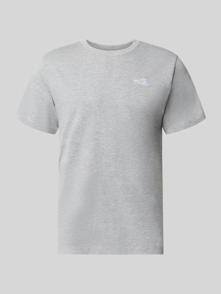 Produktfoto, Regular Fit T-Shirt mit Rundhalsausschnitt Modell 'EVOLUTION' von The North Face in Hellgrau, glatte Struktur, Label-Stitching, Herren T-Shirt