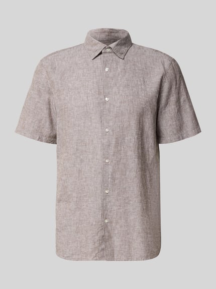 Produktfoto, Regular Fit Freizeithemd aus Leinen-Baumwoll-Mix von MCNEAL in meliertem Beige, Kentkragen, kurze Ärmel, Knopfleiste, strukturierte Oberfläche
