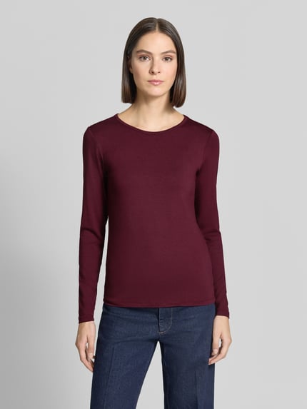 Vrouwenmodel draagt shirt met lange mouwen van mix van viscose en elastaan, slim fit, Model 'Liana' van FREE/QUENT, met ronde hals, bordeauxrood, Ruglengte bij maat S: 59 cm, Dames, Ganzkörperansicht von vorne