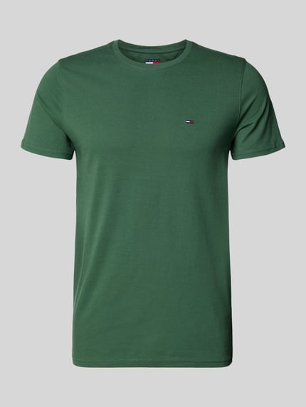 Produktfoto, Regular Fit T-Shirt aus reiner Baumwolle von Tommy Jeans, efekt: jednolity kolor, krój regular fit, wyhaftowane logo, okrągły dekolt, krótki rękaw, materiał: bawełna