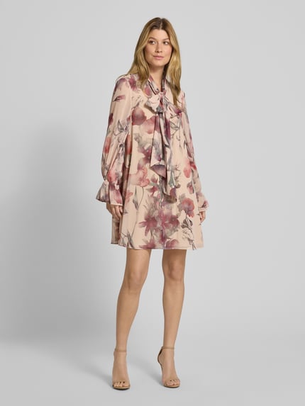 V by Vera Mont Cocktailkleid mit Schluppe Rosa 1