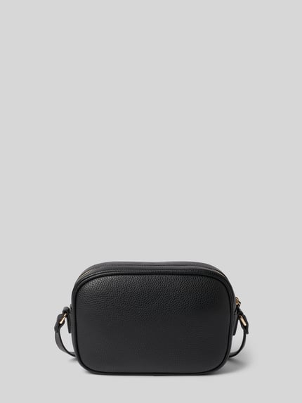 Produktfoto, zwarte Camera Bag met logo-detail model 'Covent' van VALENTINO BAGS, leerstructuur, smalle schouderriem, recht van voren