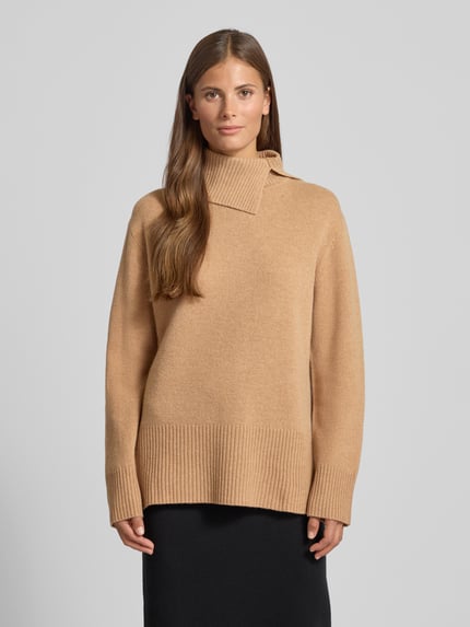 Christian Berg Woman Strickpullover aus Lanawolle mit Rollkragen und Seitenschlitzen Camel 4