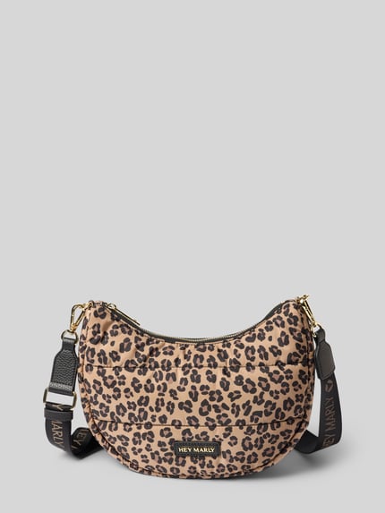 Produktfoto, Bauchtasche mit Reißverschluss Modell 'Lifetime Buddy' von Hey Marly mit Allover-Leo-Print, Steppnähten und abnehmbarem Schulterriemen
